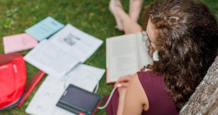 pruszkowskie-szko--y-z-nowoczesnymi-laboratoriami--auto-3563