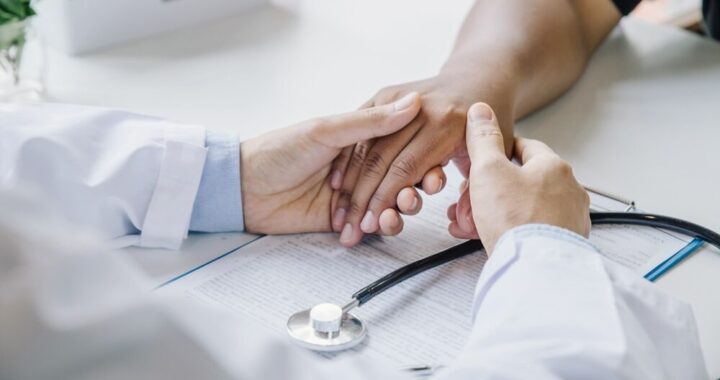 bezp--atna-mammografia-dla-kobiet-w-pruszkowie-----auto-3872