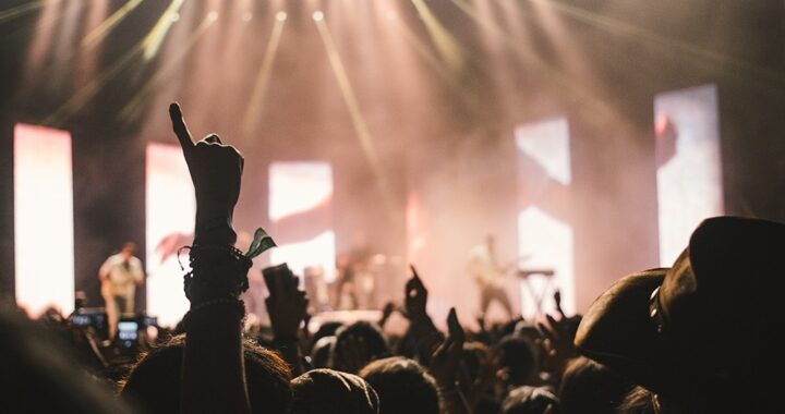 jubileuszowy-koncert-raz-dwa-trzy-ju---20-marca-20-auto-1756