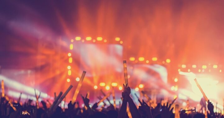 muzyka-przy---wiecach--wiecz--r-pe--en-emocji-z-po-auto-1845