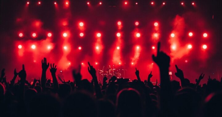 spotkanie-i-koncert-z-arturem-chamskim-w-pruszkowi-auto-1806